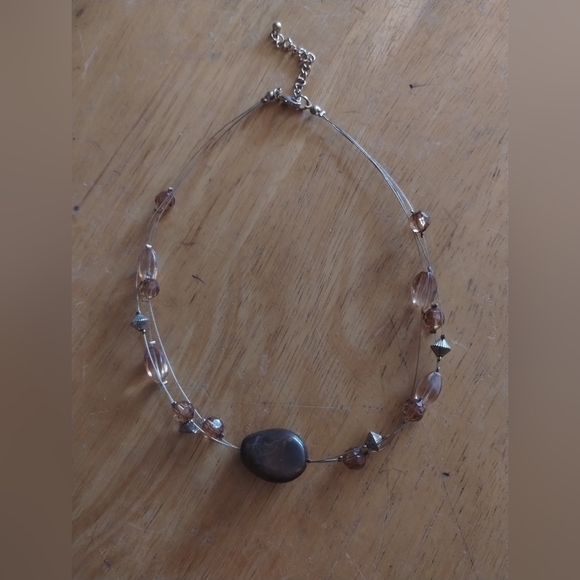 Women's wire beaded necklace - Picture 3 of 4